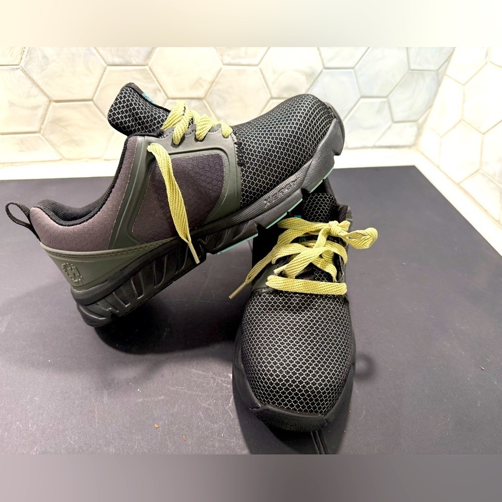 Hytest Safety Shoes Alpha Xergy Comfort Gel Steel Toe Size 7 Work Shoes Black